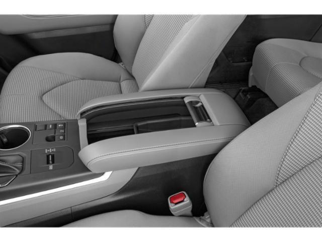 used 2023 Toyota Highlander car, priced at $30,882