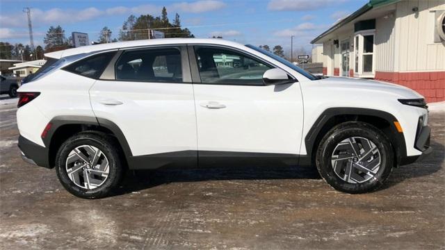 new 2026 Hyundai TUCSON Hybrid car, priced at $31,309