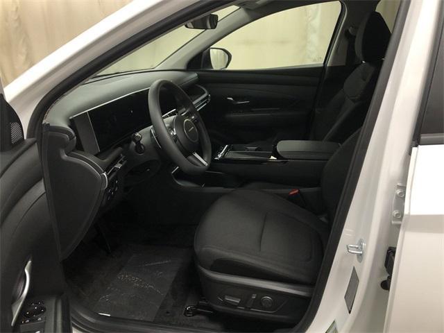 new 2026 Hyundai TUCSON Hybrid car, priced at $34,453