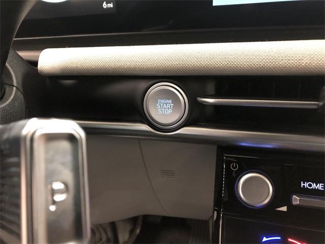 new 2025 Hyundai TUCSON Hybrid car, priced at $39,322