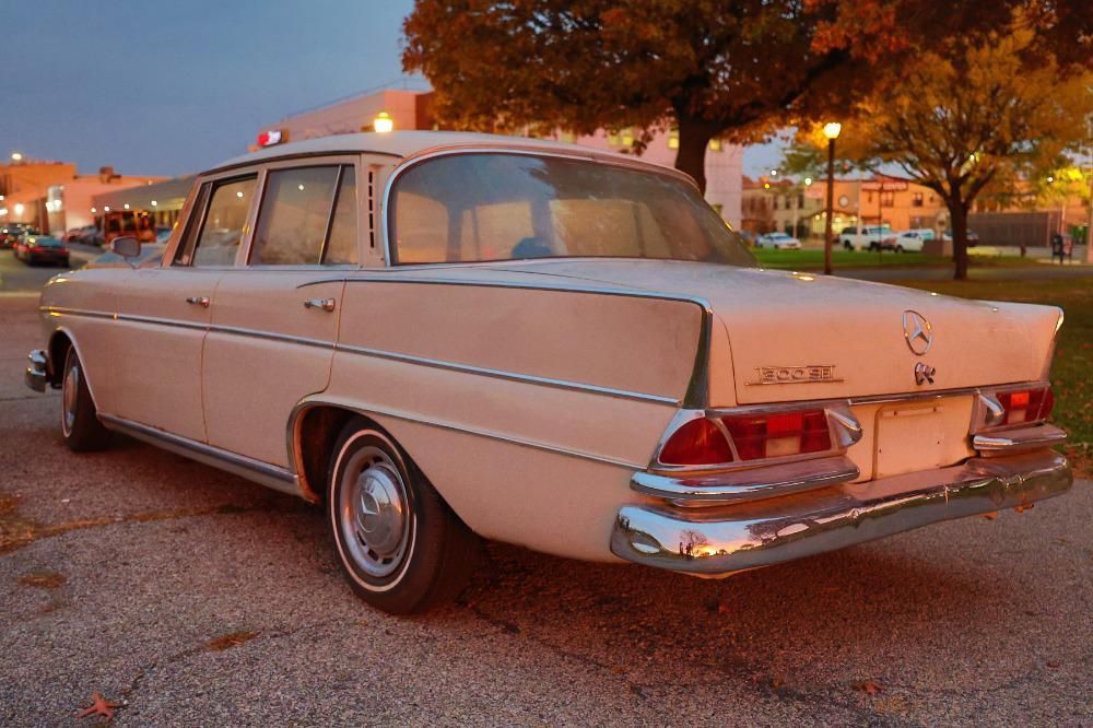 used 1962 Mercedes-Benz 300SE car, priced at $17,500