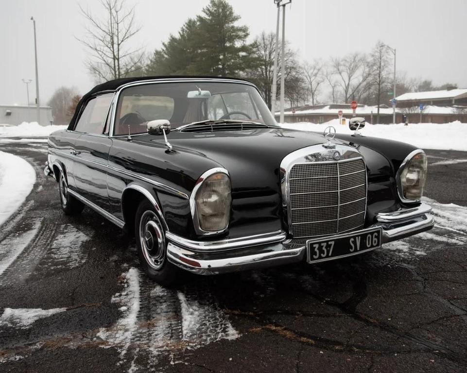 used 1965 Mercedes-Benz 300SE car, priced at $107,500