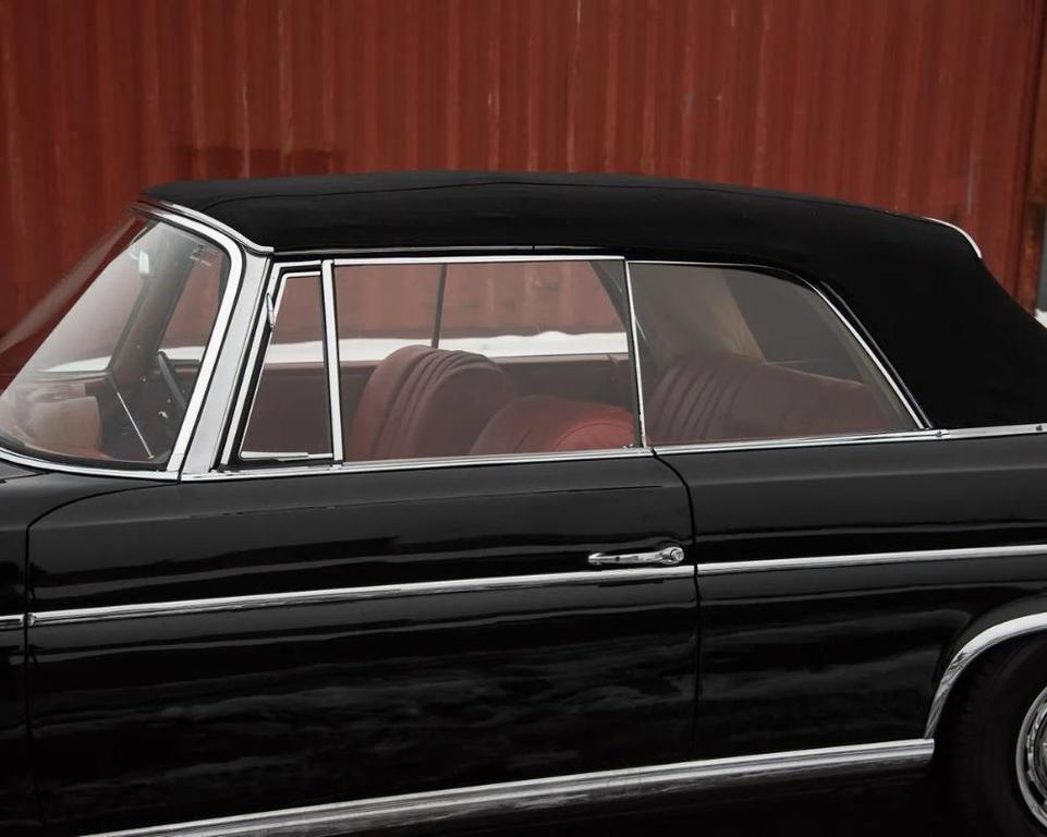 used 1965 Mercedes-Benz 300SE car, priced at $107,500