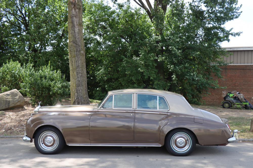 used 1960 Rolls-Royce Silver Cloud II car, priced at $42,500