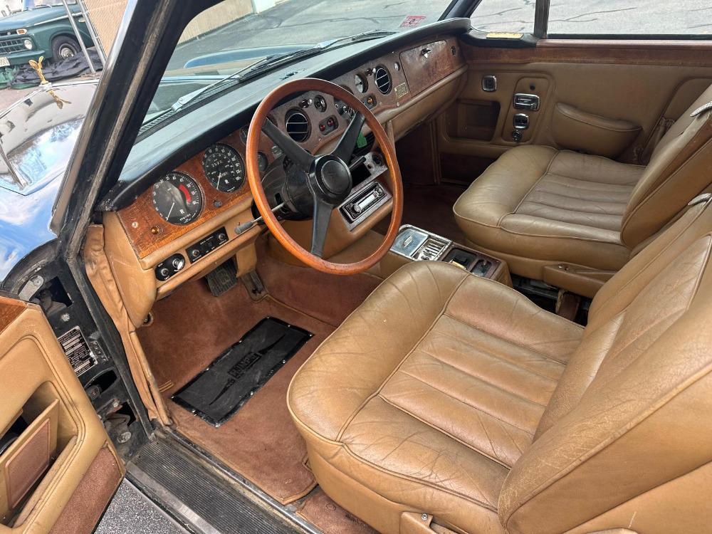 used 1971 Rolls-Royce Corniche car, priced at $17,500
