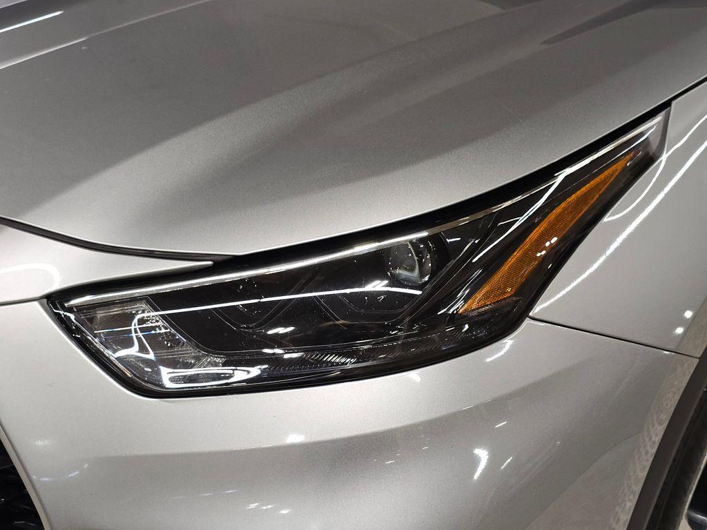 used 2023 Toyota Highlander Hybrid car, priced at $41,495