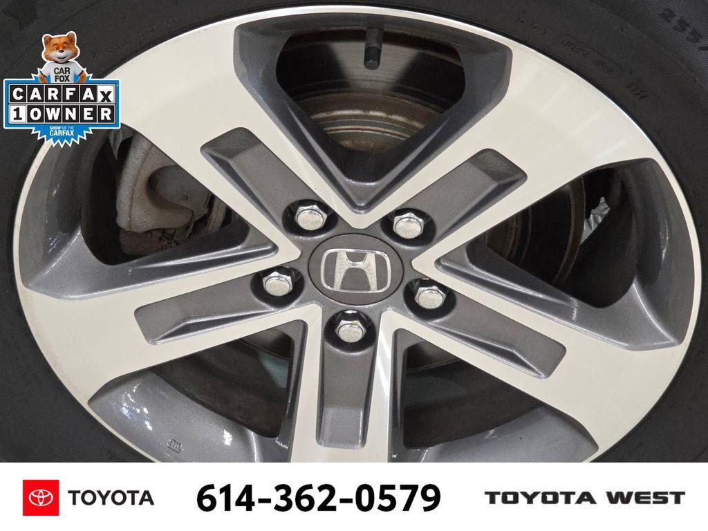 used 2025 Honda Pilot car, priced at $39,335