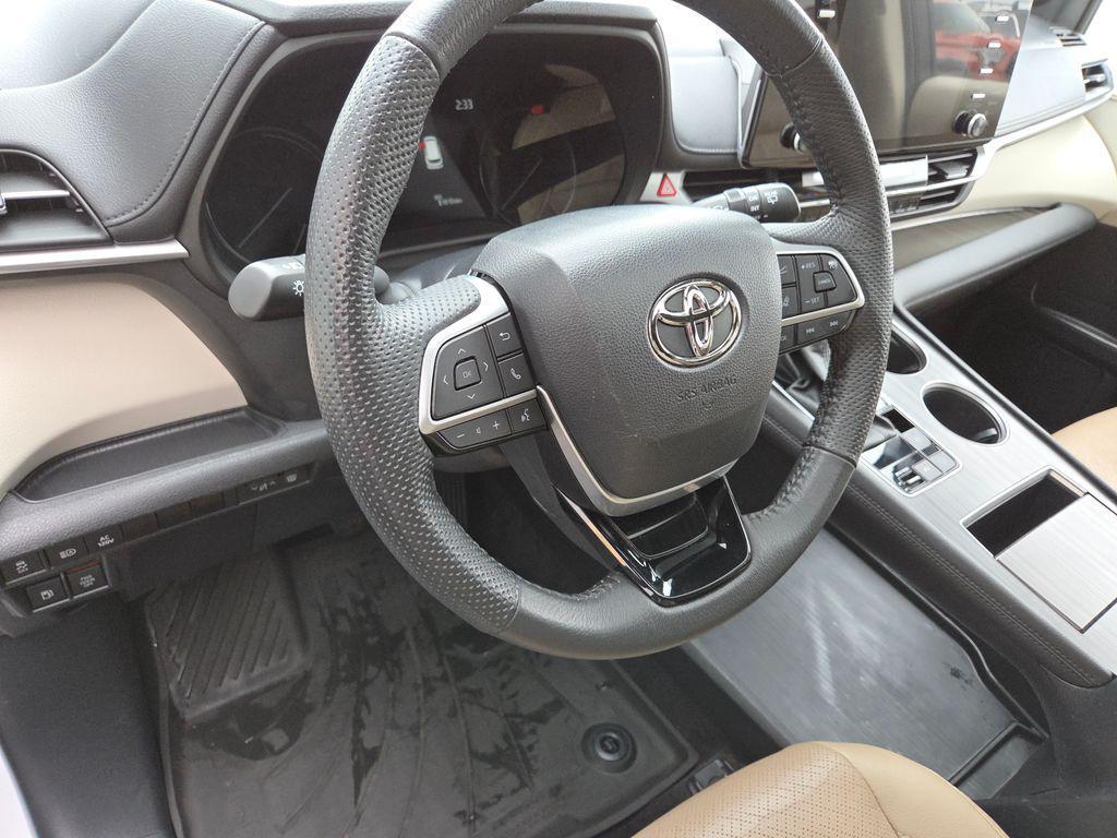 used 2023 Toyota Sienna car, priced at $42,883