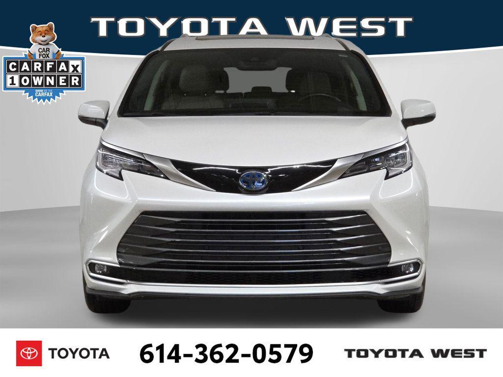 used 2023 Toyota Sienna car, priced at $42,883