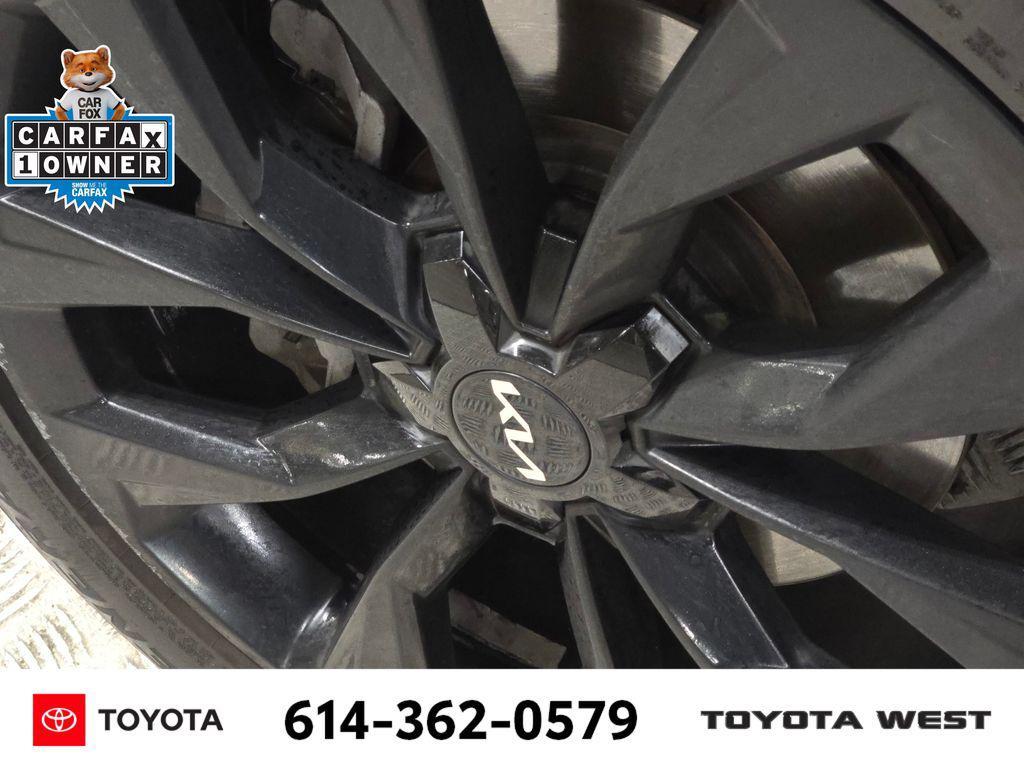 used 2022 Kia Sorento car, priced at $24,542