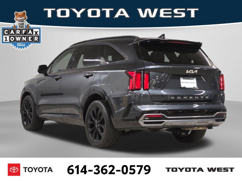 used 2022 Kia Sorento car, priced at $24,542