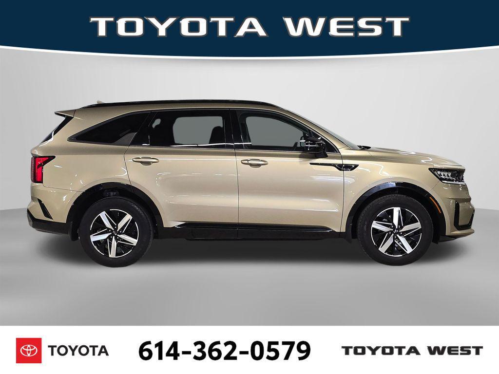 used 2021 Kia Sorento car, priced at $21,942