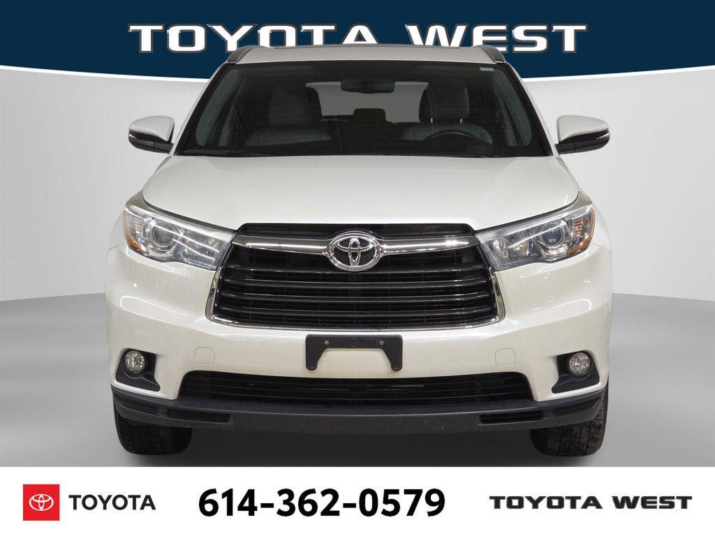 used 2015 Toyota Highlander car, priced at $15,980