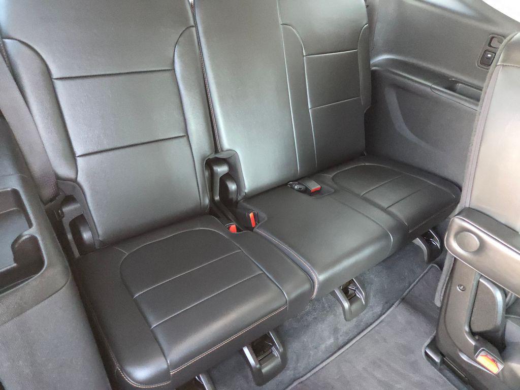 used 2021 Chevrolet Traverse car, priced at $21,942