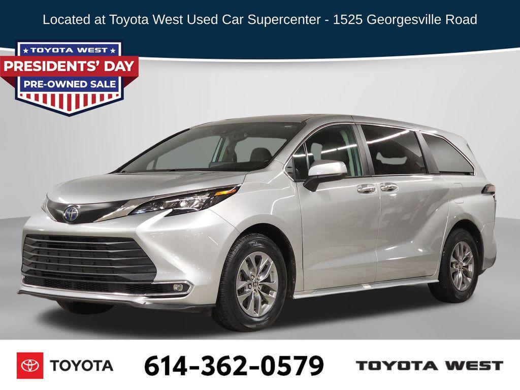 used 2024 Toyota Sienna car, priced at $39,915