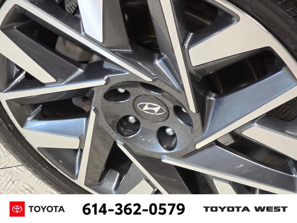 used 2021 Hyundai Santa Fe car, priced at $24,107
