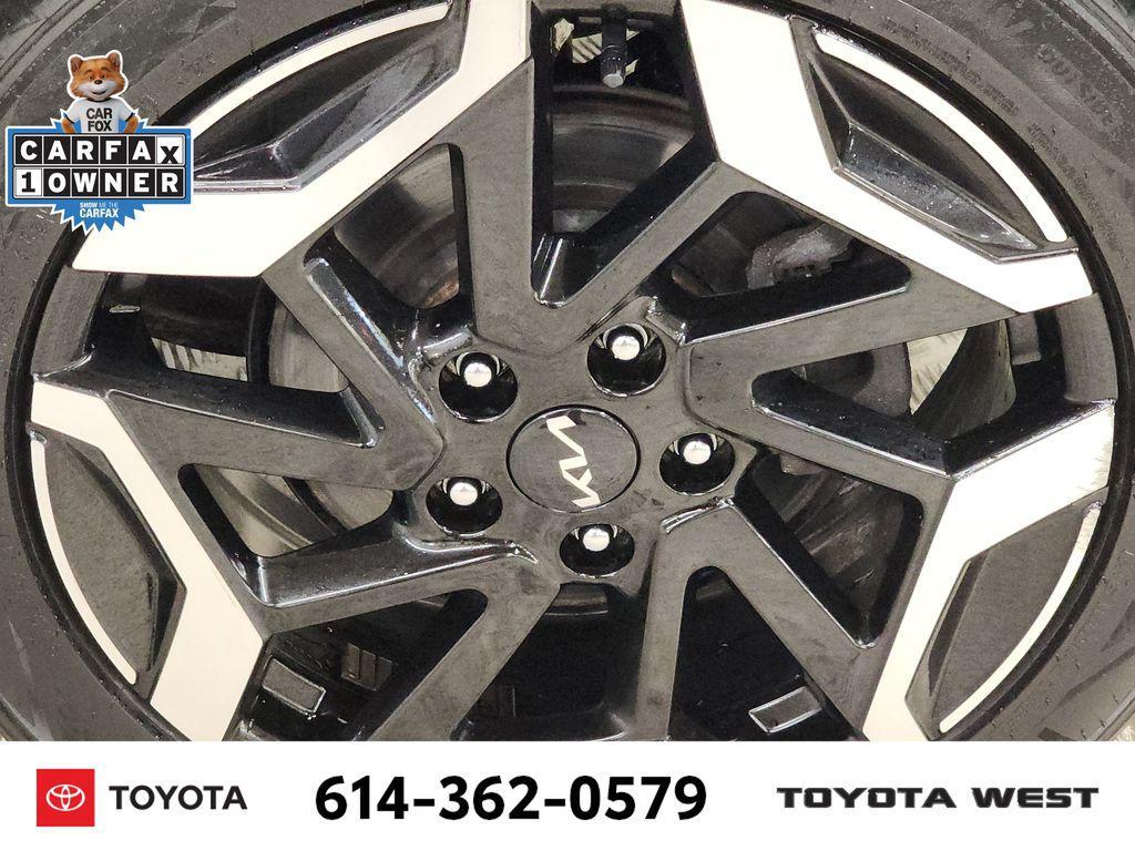 used 2024 Kia Seltos car, priced at $21,295