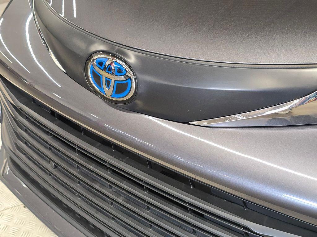 used 2025 Toyota Sienna car, priced at $44,929