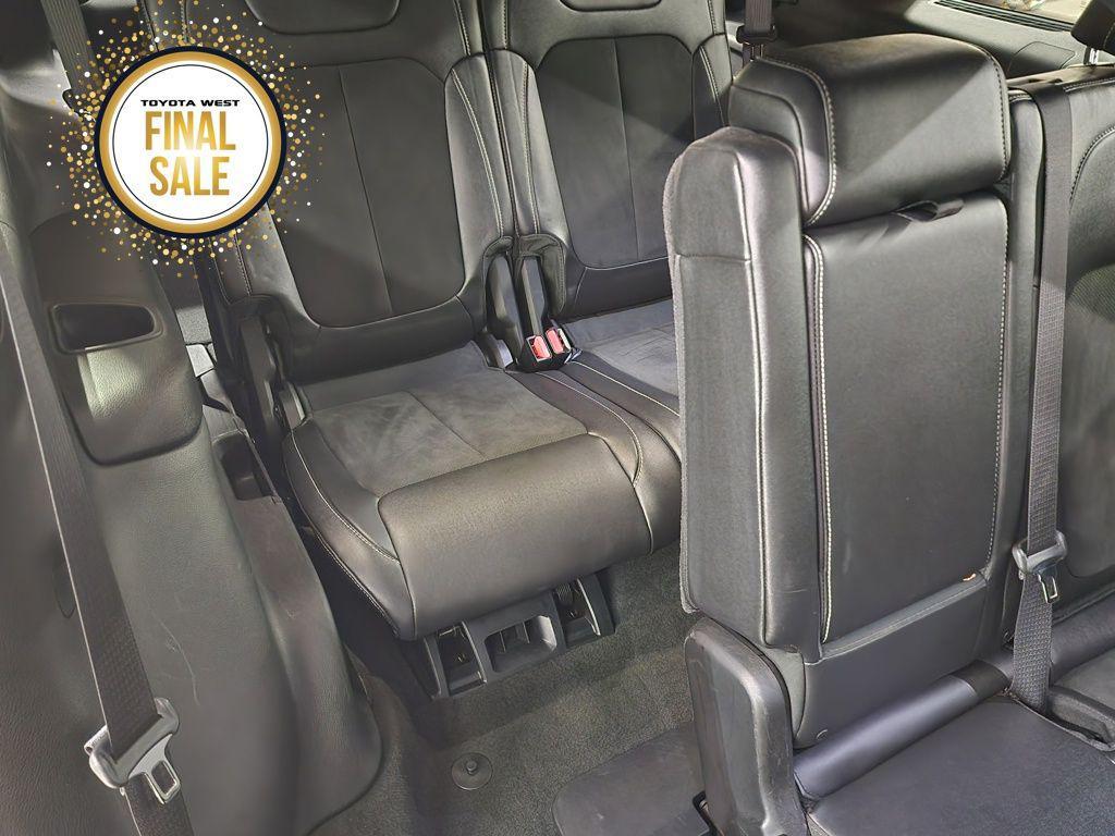 used 2024 Jeep Grand Cherokee L car, priced at $30,895