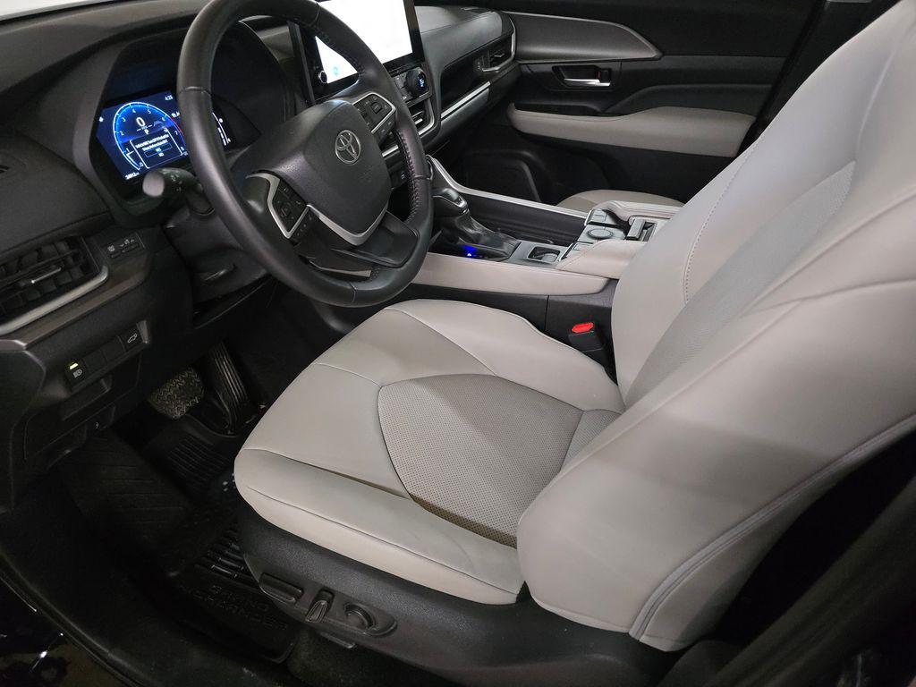 used 2025 Toyota Grand Highlander car, priced at $44,480