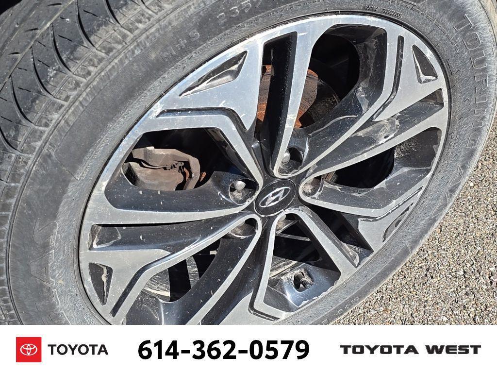 used 2019 Hyundai Santa Fe car, priced at $16,482