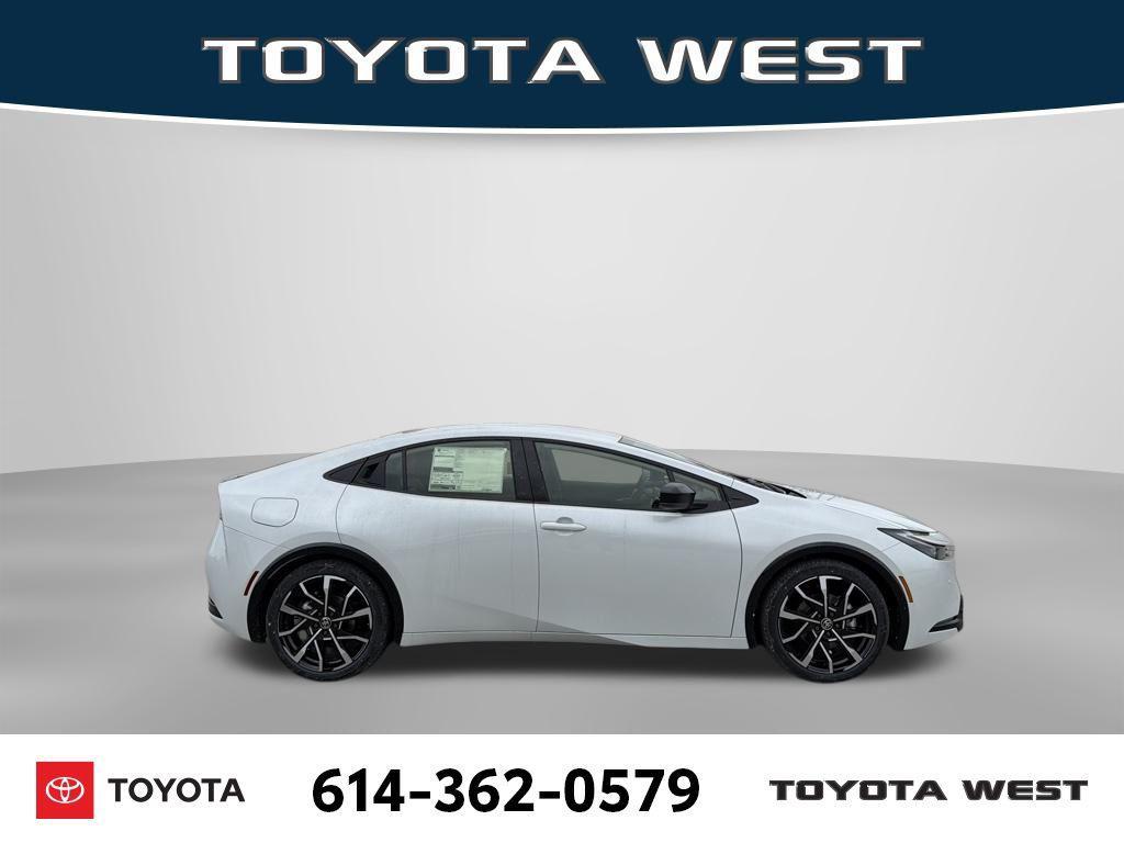 new 2026 Toyota Prius Plug-In Hybrid car, priced at $39,918