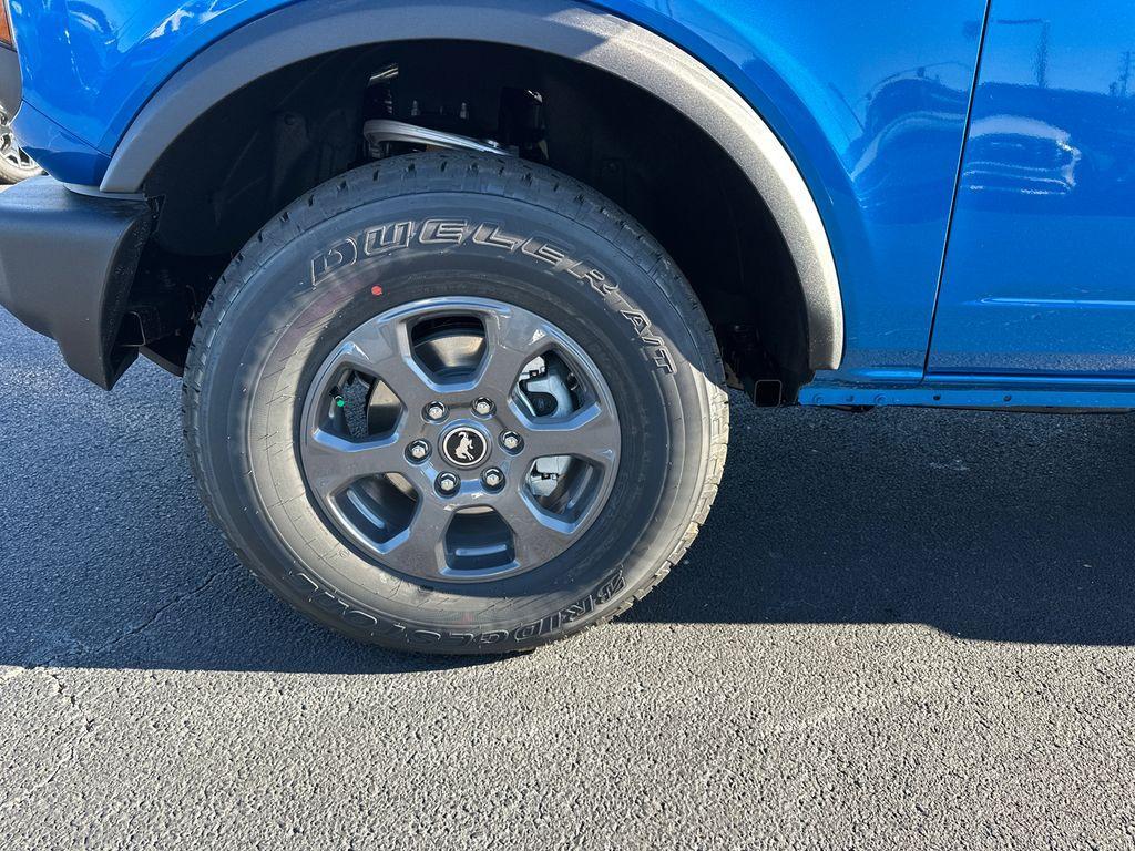 new 2025 Ford Bronco car, priced at $40,980