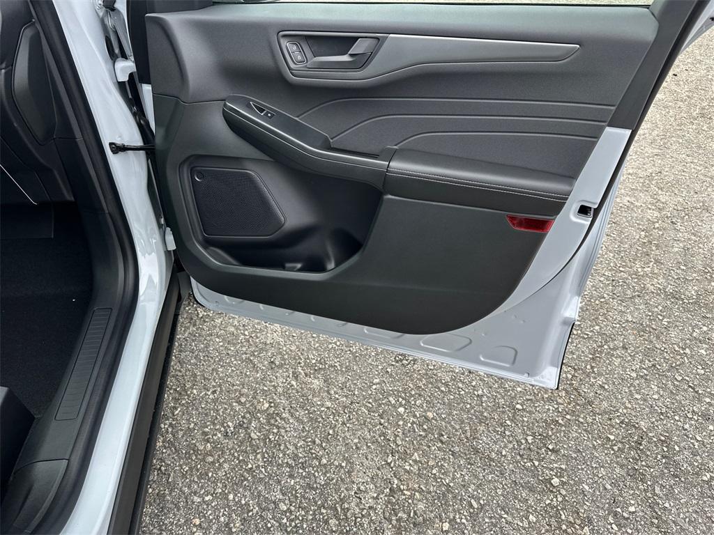 new 2026 Ford Escape car, priced at $29,345