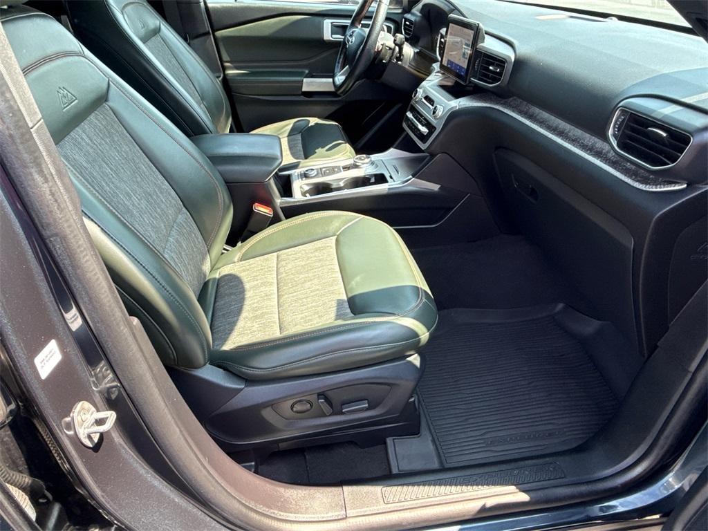 used 2022 Ford Explorer car, priced at $35,783