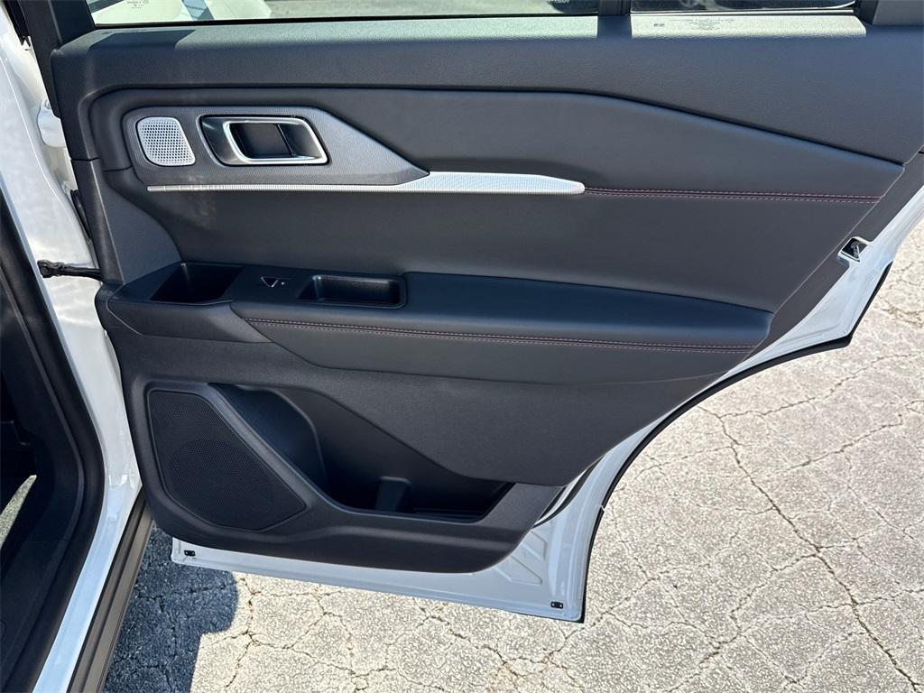 new 2025 Ford Explorer car, priced at $55,206