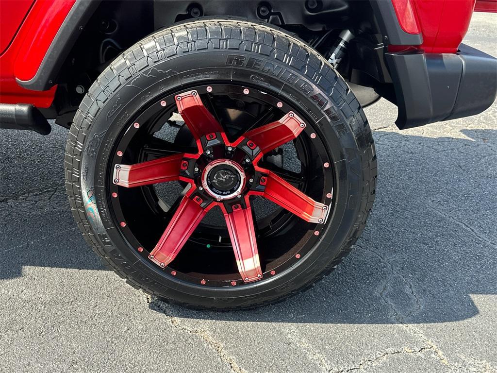 used 2018 Jeep Wrangler Unlimited car, priced at $36,596