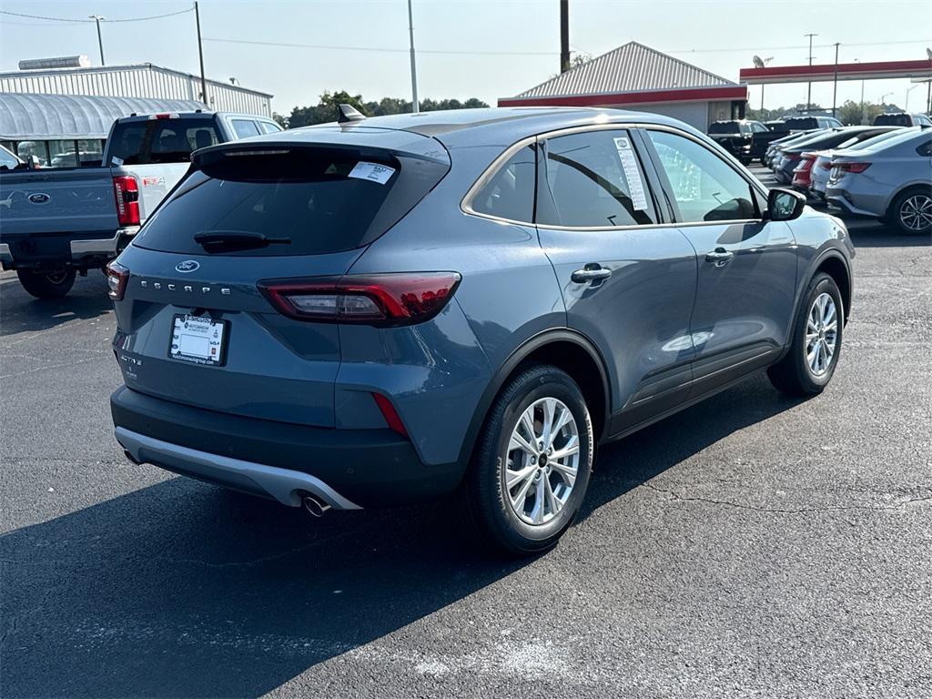 new 2025 Ford Escape car, priced at $26,620