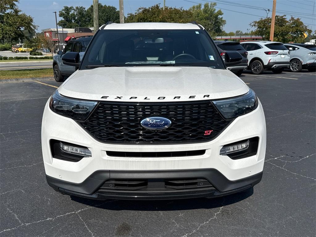 new 2024 Ford Explorer car, priced at $51,500