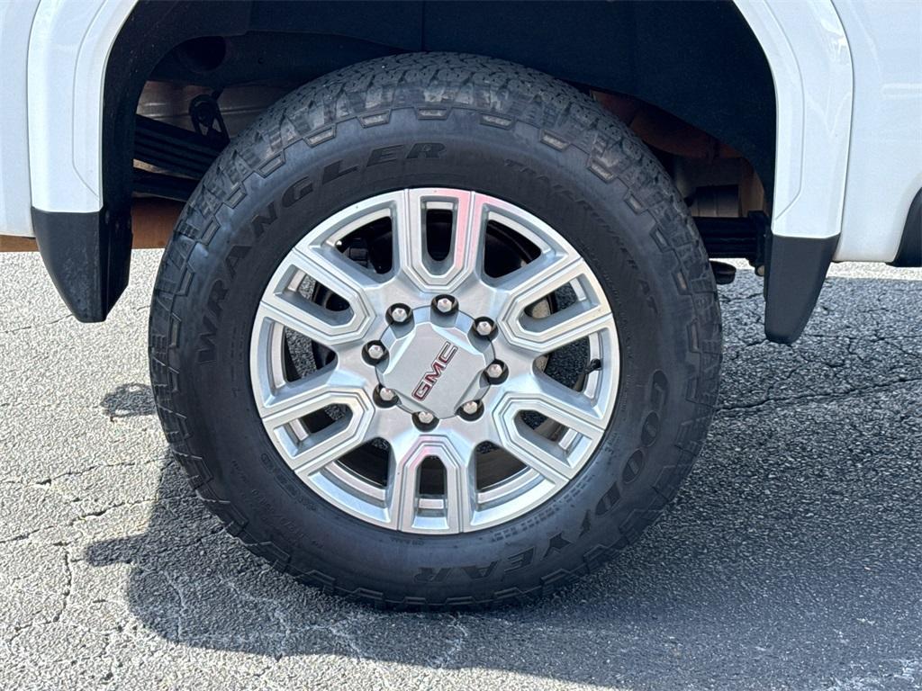 used 2024 GMC Sierra 2500 car, priced at $63,887
