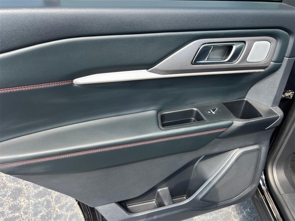 new 2025 Ford Explorer car, priced at $54,058
