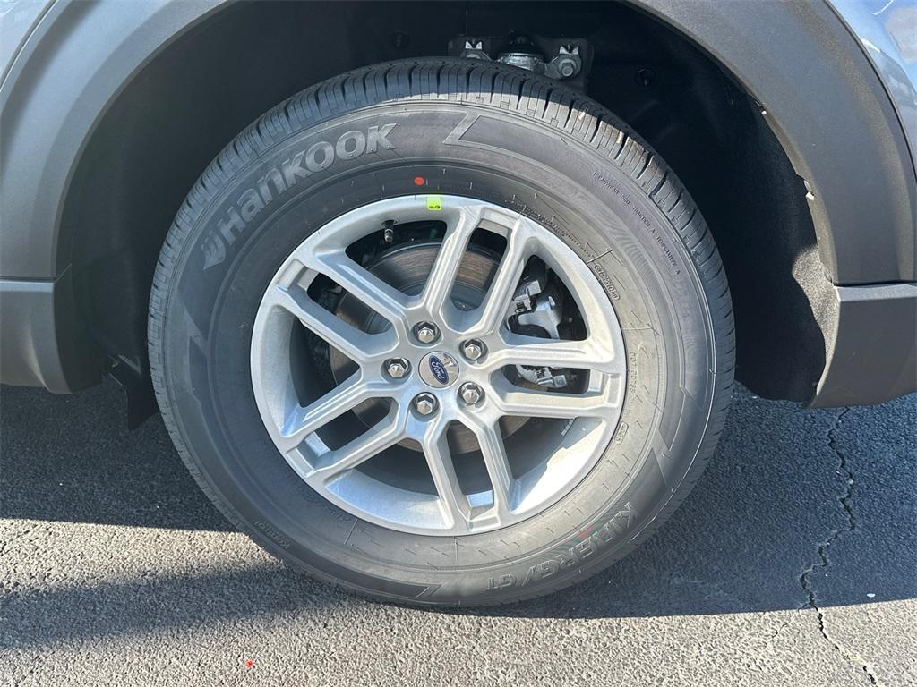 new 2026 Ford Explorer car, priced at $41,685