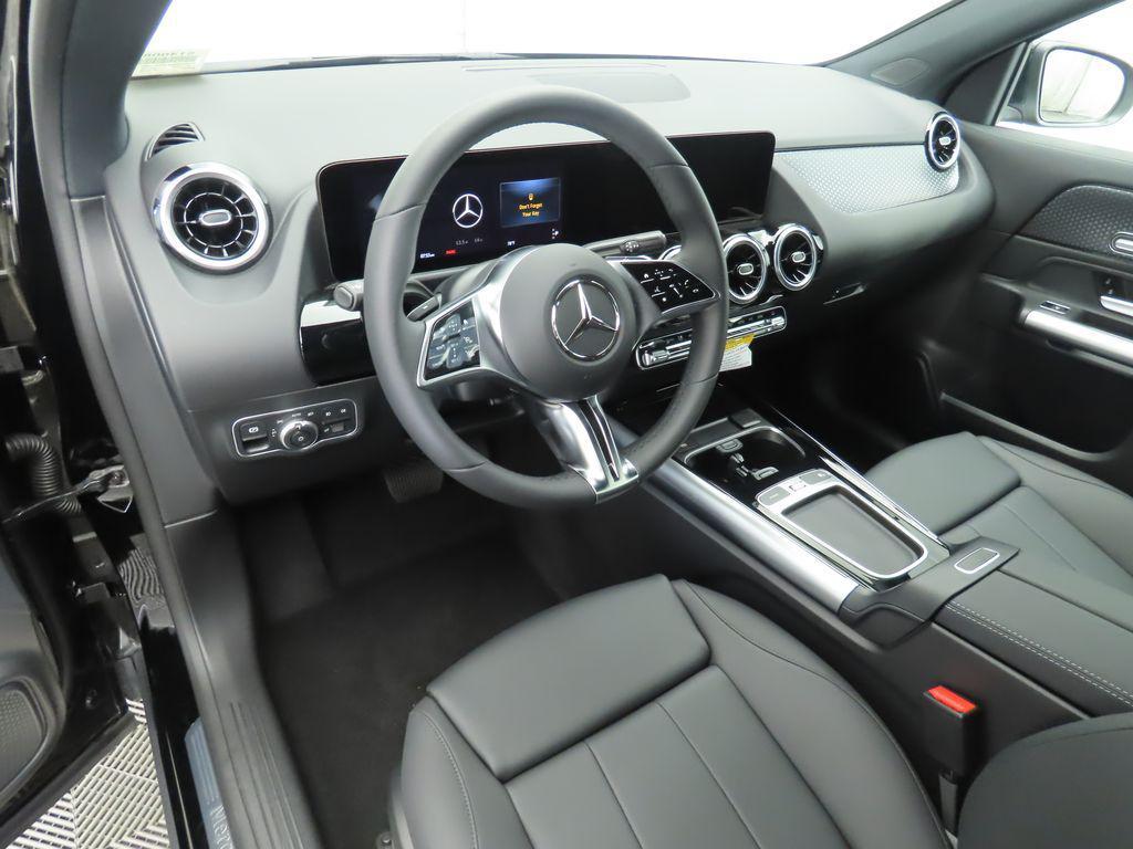 used 2025 Mercedes-Benz GLA 250 car, priced at $34,081