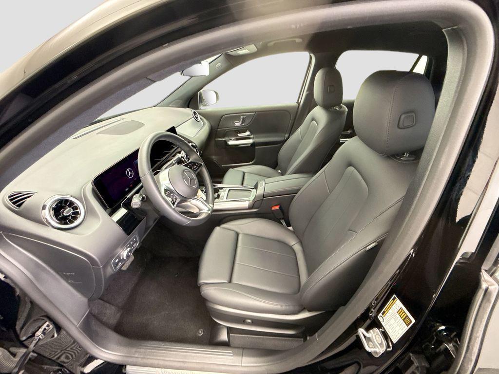 used 2025 Mercedes-Benz GLA 250 car, priced at $29,302