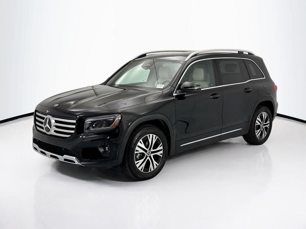new 2026 Mercedes-Benz GLB 250 car, priced at $47,180