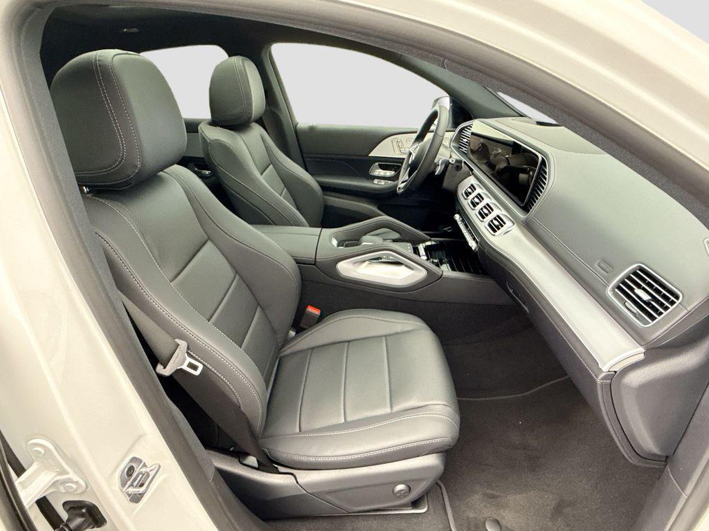 new 2026 Mercedes-Benz GLE 450 car, priced at $83,790