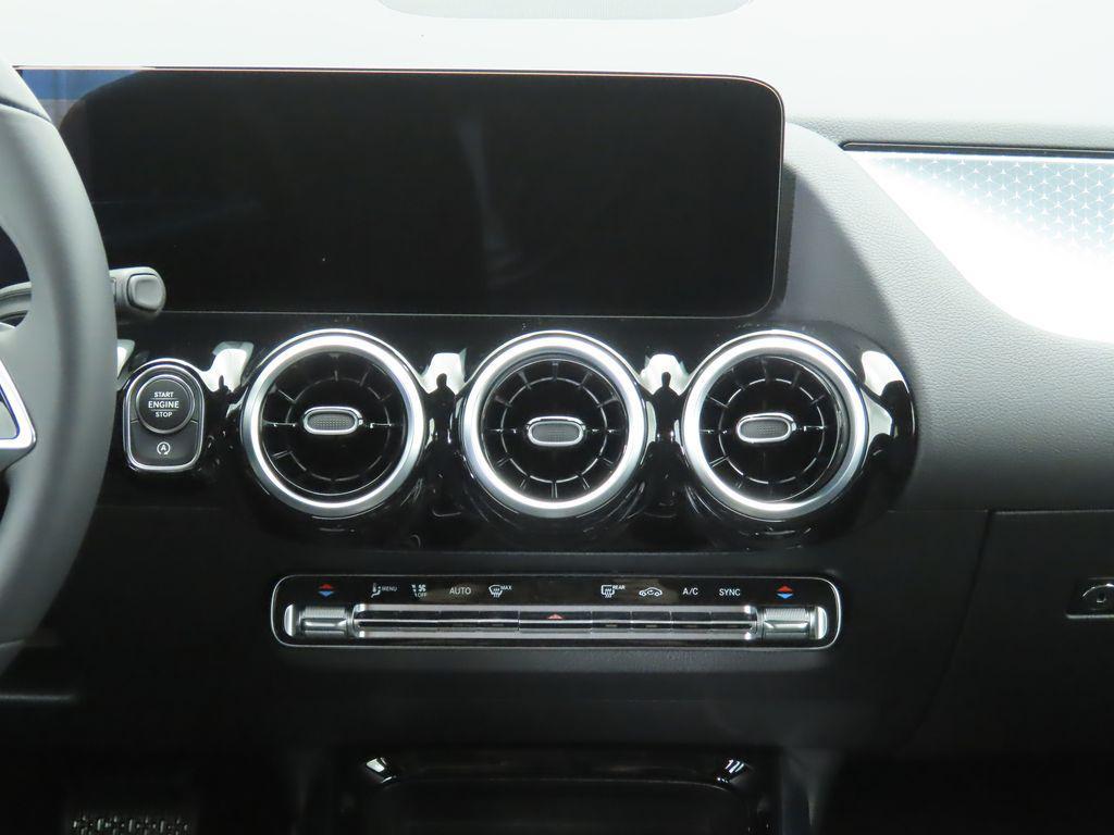 used 2025 Mercedes-Benz GLA 250 car, priced at $35,009