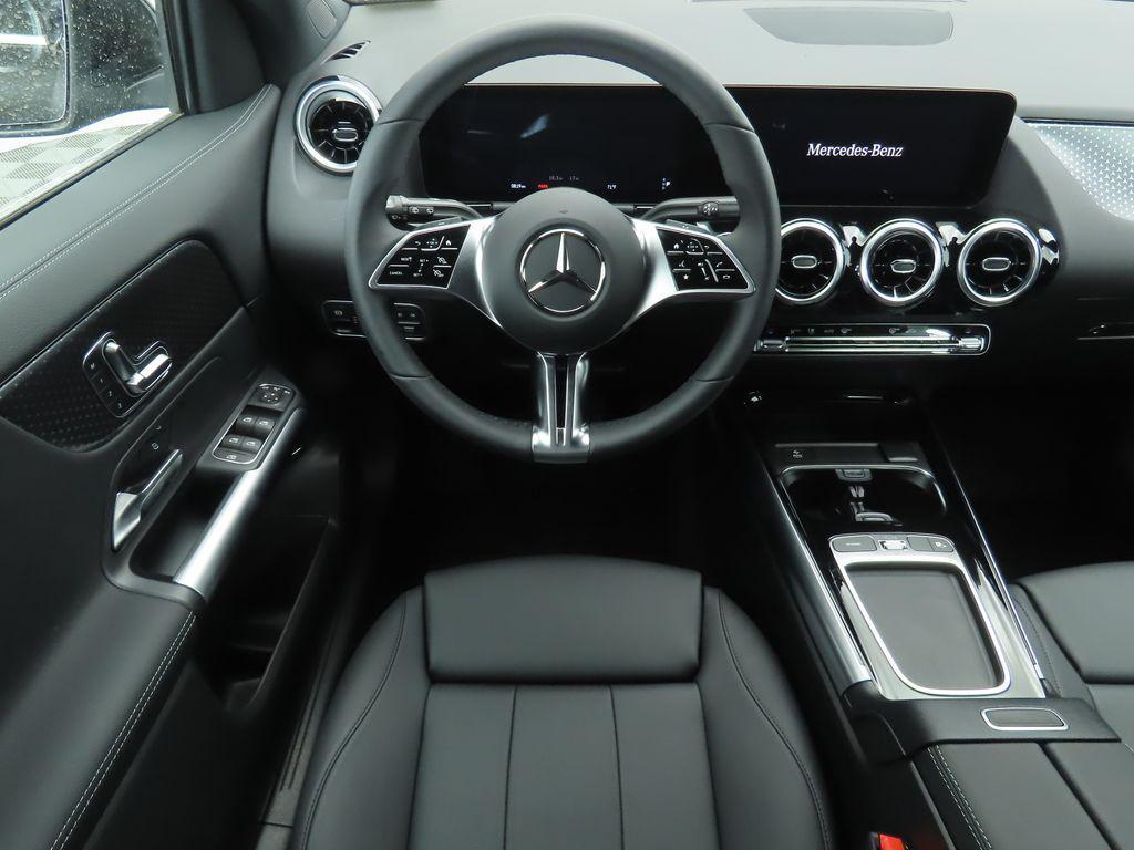 used 2025 Mercedes-Benz GLA 250 car, priced at $35,009