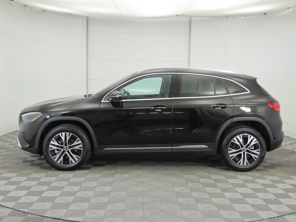 used 2025 Mercedes-Benz GLA 250 car, priced at $35,009