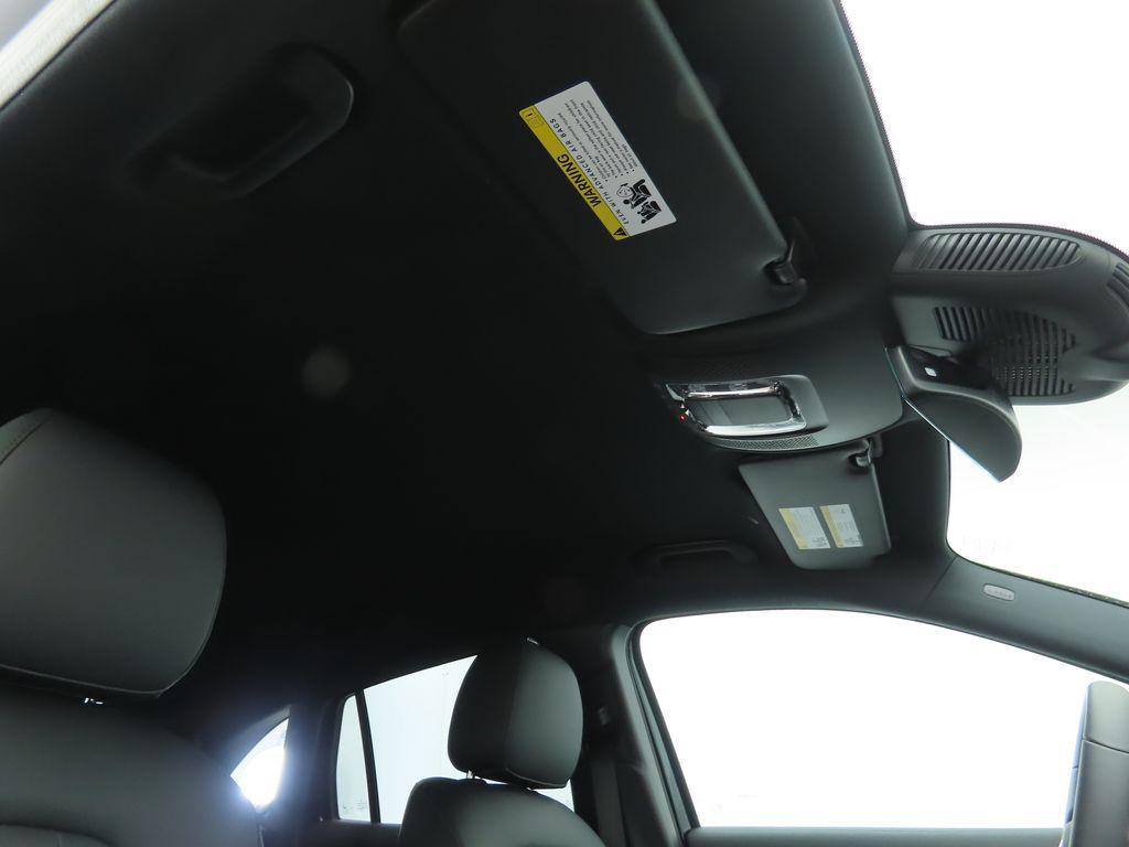 used 2025 Mercedes-Benz GLA 250 car, priced at $35,009