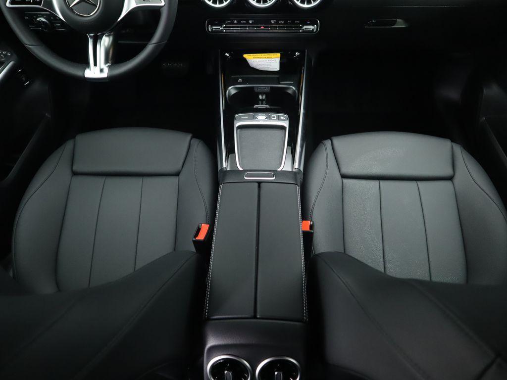 used 2025 Mercedes-Benz GLA 250 car, priced at $33,151