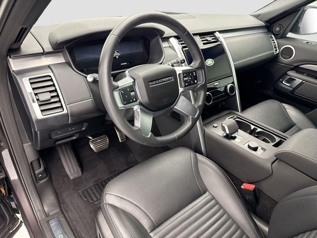 used 2024 Land Rover Discovery car, priced at $49,349