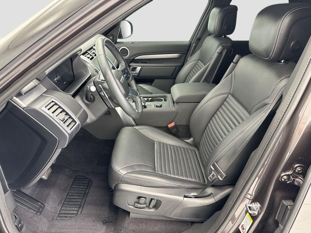 used 2024 Land Rover Discovery car, priced at $49,349