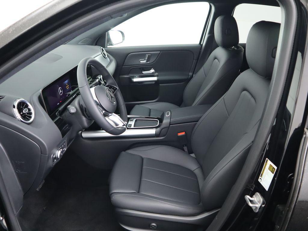 used 2025 Mercedes-Benz GLA 250 car, priced at $34,610