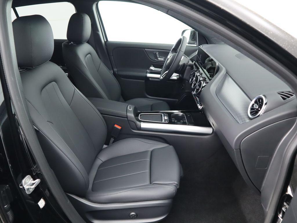 used 2025 Mercedes-Benz GLA 250 car, priced at $34,610