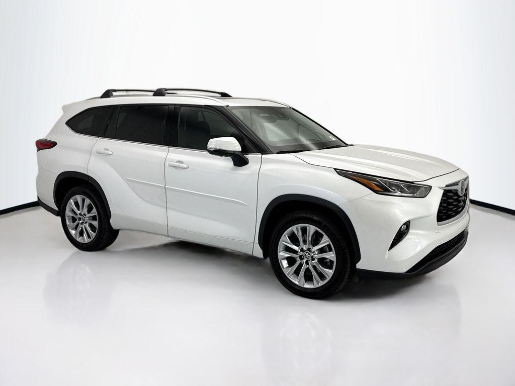 used 2023 Toyota Highlander car, priced at $38,781